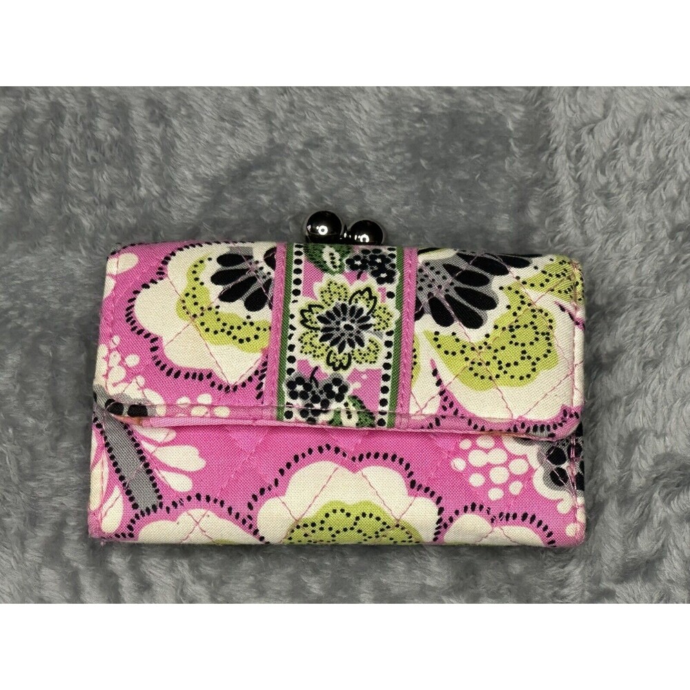 Vera Bradley Turnlock Turn Lock Wallet Clutch Priscilla Pink Floral